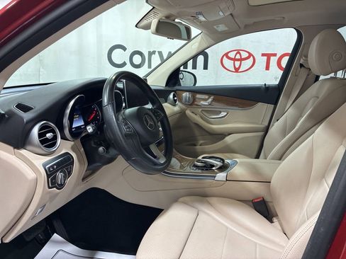 Used 2017 Mercedes-Benz GLC 300 4MATIC image 25