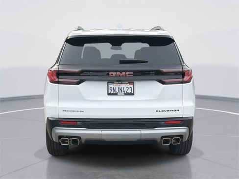 Used 2025 GMC Acadia Elevation image 4