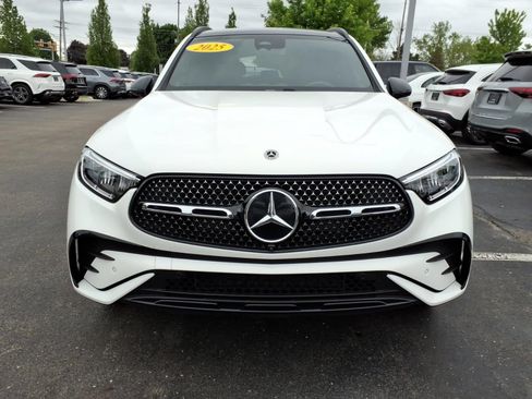 Certified 2025 Mercedes-Benz GLC 300 4MATIC image 9