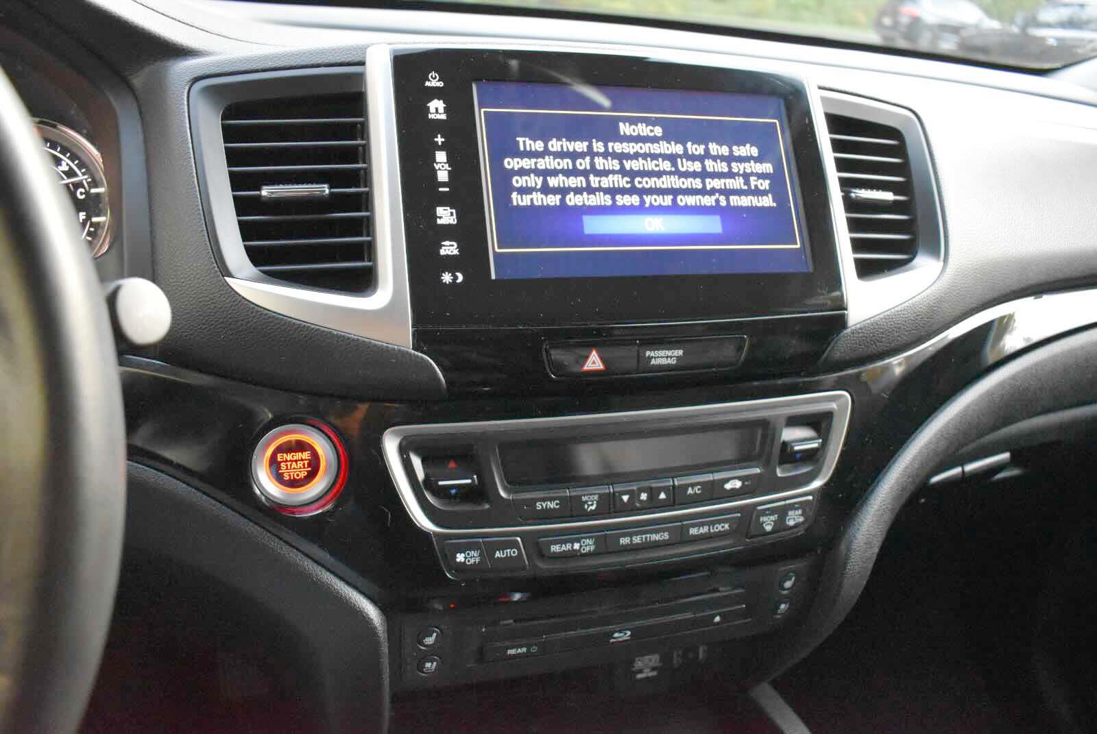 Used 2017 Honda Pilot Elite image 13