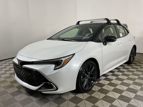 New 2026 Toyota Corolla XSE image 3