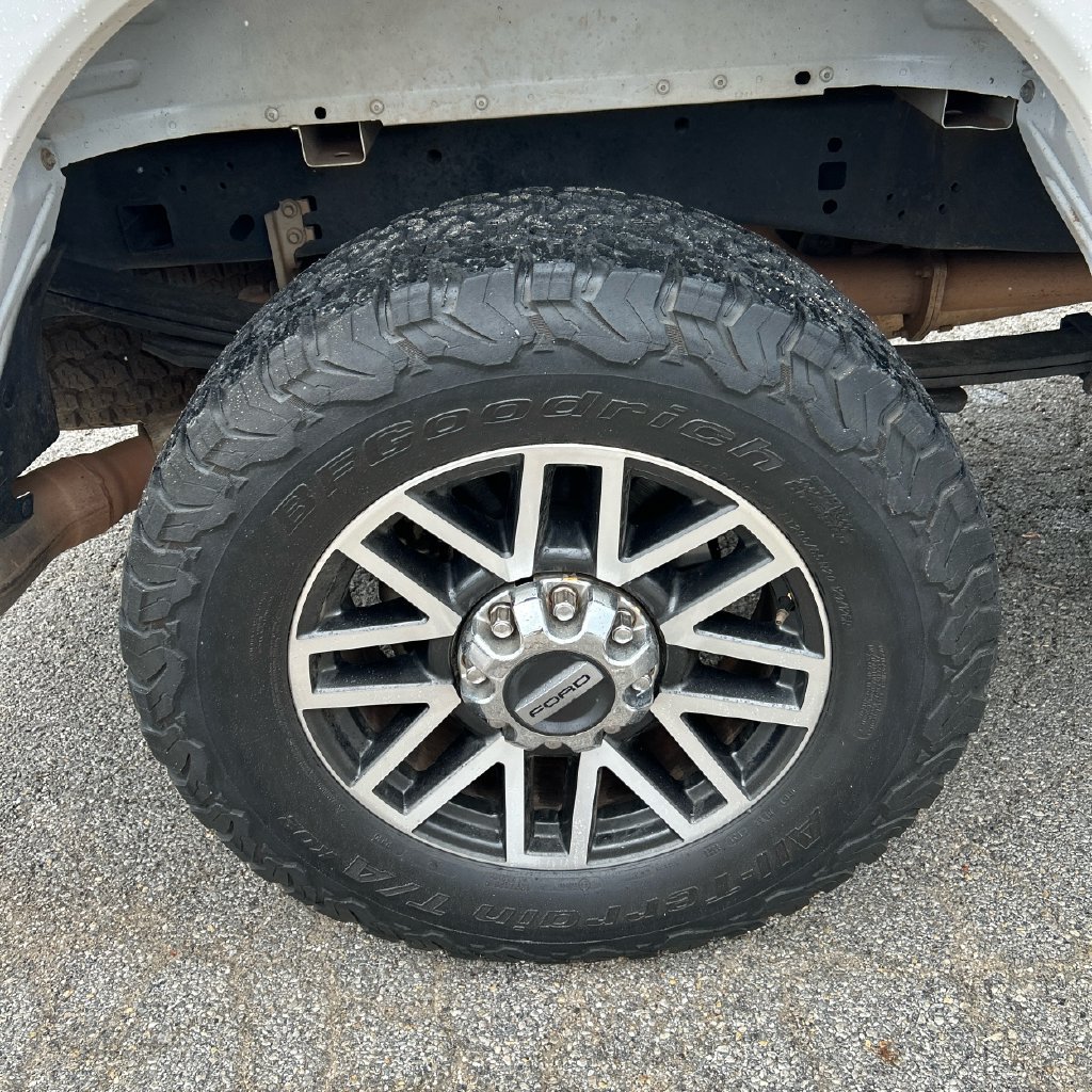 Used 2019 Ford F250 Lariat w/ Lariat Value Package AWD/4WD image 15
