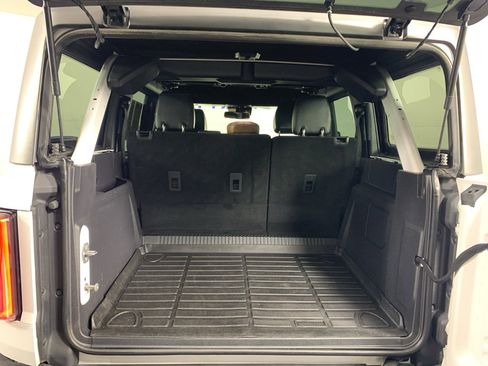 Used 2023 Ford Bronco Outer Banks w/ Sasquatch Package image 35