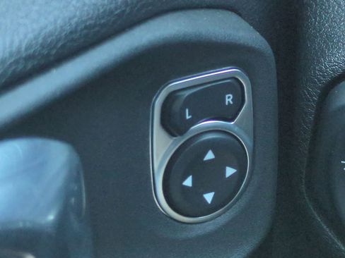 Used 2021 Jeep Wrangler Unlimited Sport AWD/4WD image 26