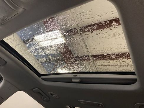 Certified 2023 GMC Acadia SLE w/ Driver Convenience Package image 15