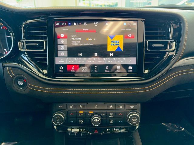Used 2023 Dodge Durango R/T w/ Hemi Orange Plus Package AWD/4WD image 21