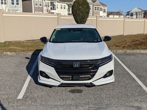 Used 2022 Honda Accord Sport Special Edition image 2