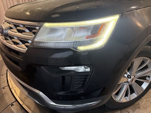 Used 2019 Ford Explorer Limited w/ Class III Trailer Tow Package image 9