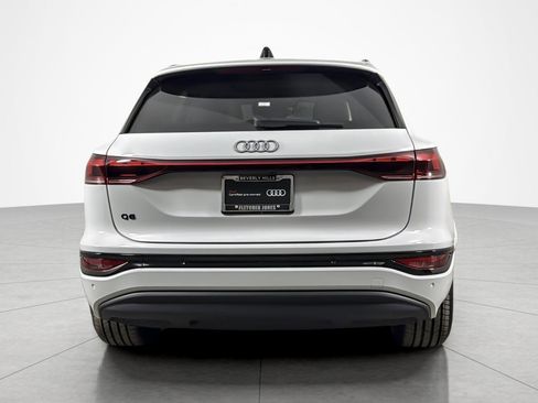 Certified 2025 Audi Q6 e-tron Premium Plus w/ Premium Plus image 4