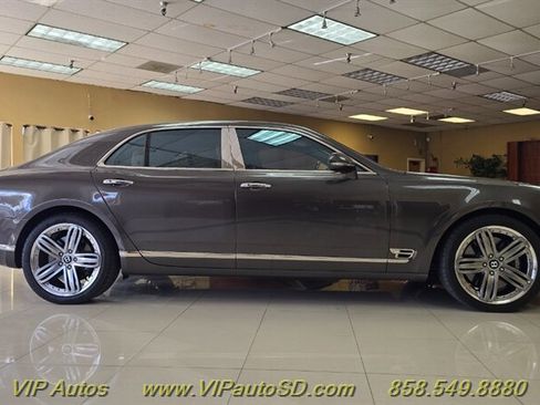 Used 2013 Bentley Mulsanne RWD image 5