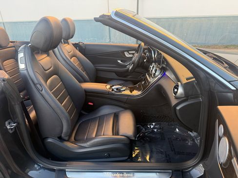 Used 2019 Mercedes-Benz C 300 4MATIC Cabriolet image 18