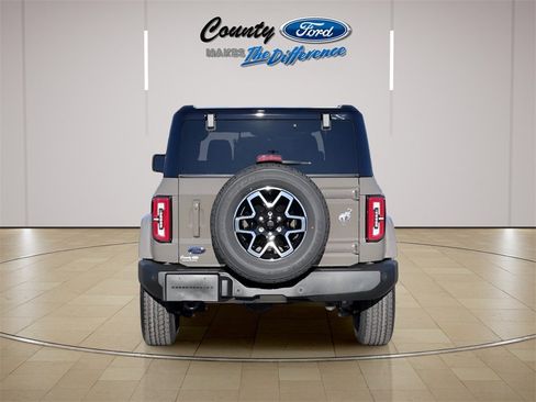 New 2025 Ford Bronco Outer Banks image 11