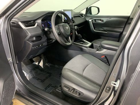 Used 2024 Toyota RAV4 XLE w/ Convenience Package AWD/4WD image 31