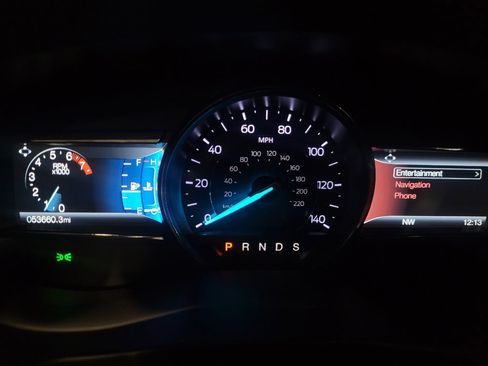 Used 2018 Ford Explorer XLT w/ Equipment Group 202A image 23