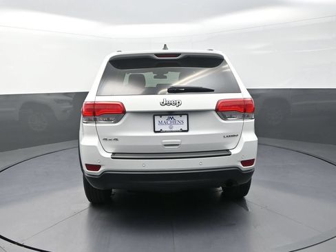 Used 2019 Jeep Grand Cherokee Laredo AWD/4WD image 9