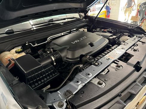 Used 2022 Chevrolet Colorado W/T w/ WT Convenience Package image 61