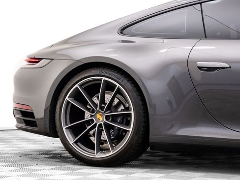 Certified 2024 Porsche 911 Carrera RWD image 32