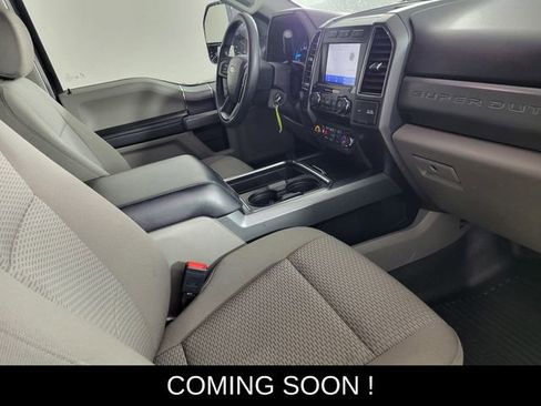 Certified 2022 Ford F250 XLT w/ XLT Premium Package image 18