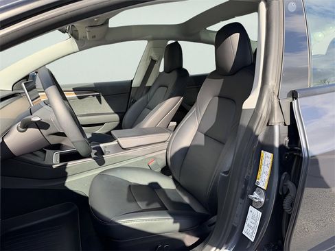 Used 2023 Tesla Model 3 Performance image 15