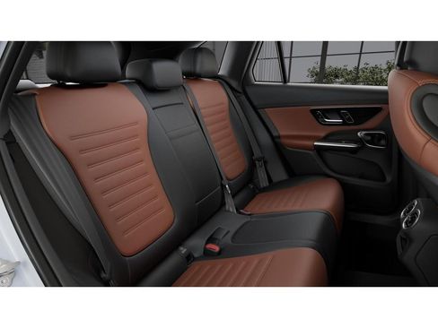 New 2026 Mercedes-Benz GLC 300 image 5
