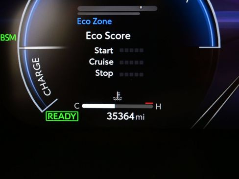 Used 2024 Toyota RAV4 Limited w/ Advanced Technology Package AWD/4WD image 26