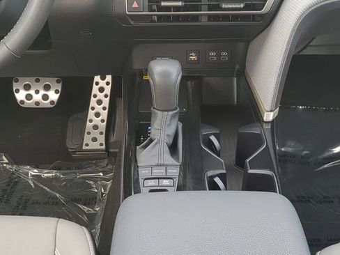 Certified 2025 Toyota Camry SE image 18
