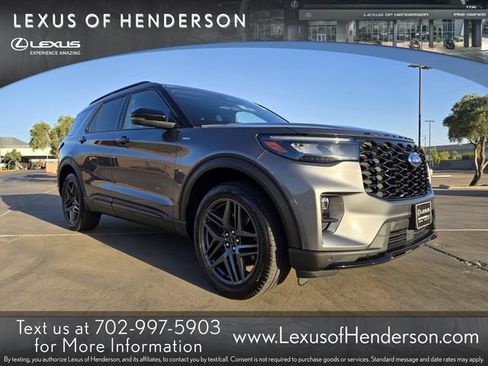Used 2025 Ford Explorer ST-Line w/ ST-Line Street Pack AWD/4WD image 1