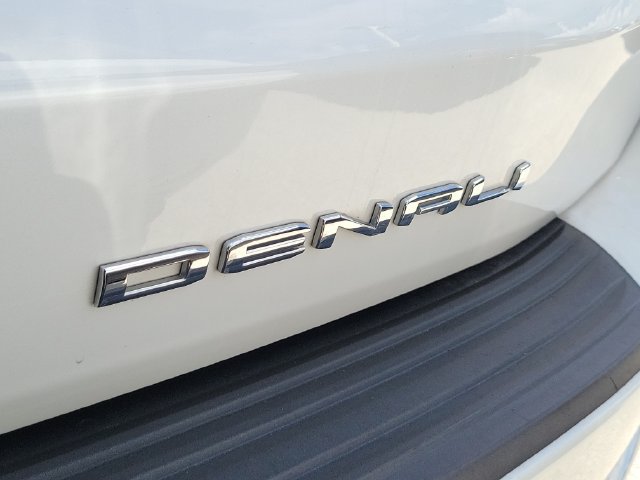 Used 2024 GMC Yukon XL Denali w/ Max Trailering Package AWD/4WD image 6