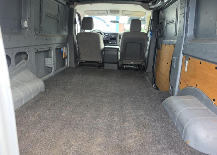 Used 2016 Nissan NV 2500 SV w/ Back Door Glass Package RWD image 5