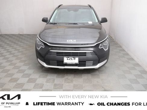 New 2026 Kia Niro EX FWD image 2