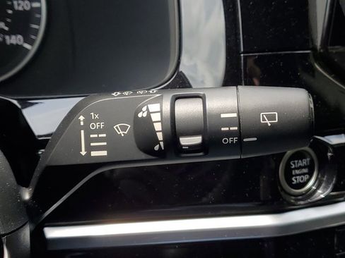 Certified 2022 Nissan Pathfinder SV AWD/4WD image 13