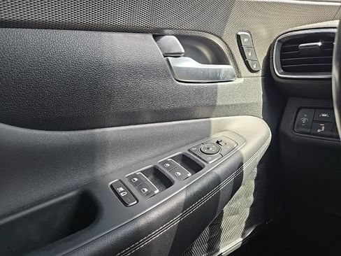 Used 2020 Hyundai Santa Fe Limited AWD/4WD image 13