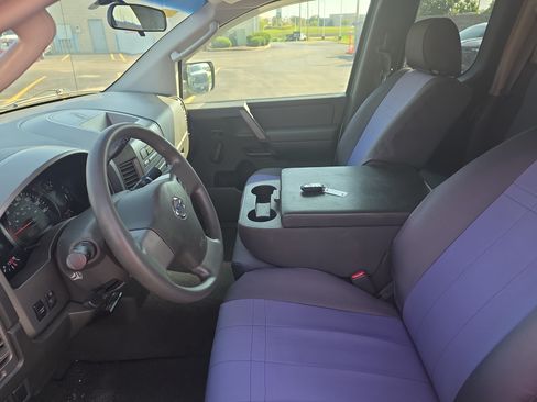 Used 2005 Nissan Titan XE w/ (W02) Preferred Pkg RWD image 12