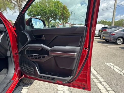 Used 2025 Toyota Tacoma SR5 image 13