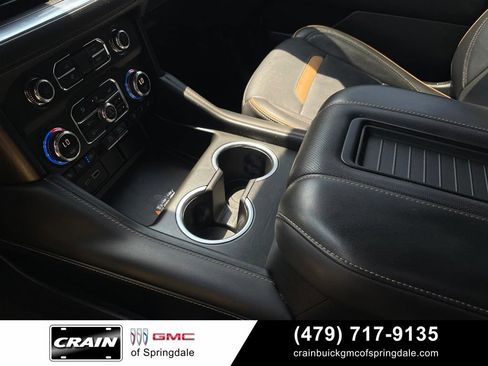 Used 2024 GMC Yukon AT4 w/ Technology Package AWD/4WD image 20