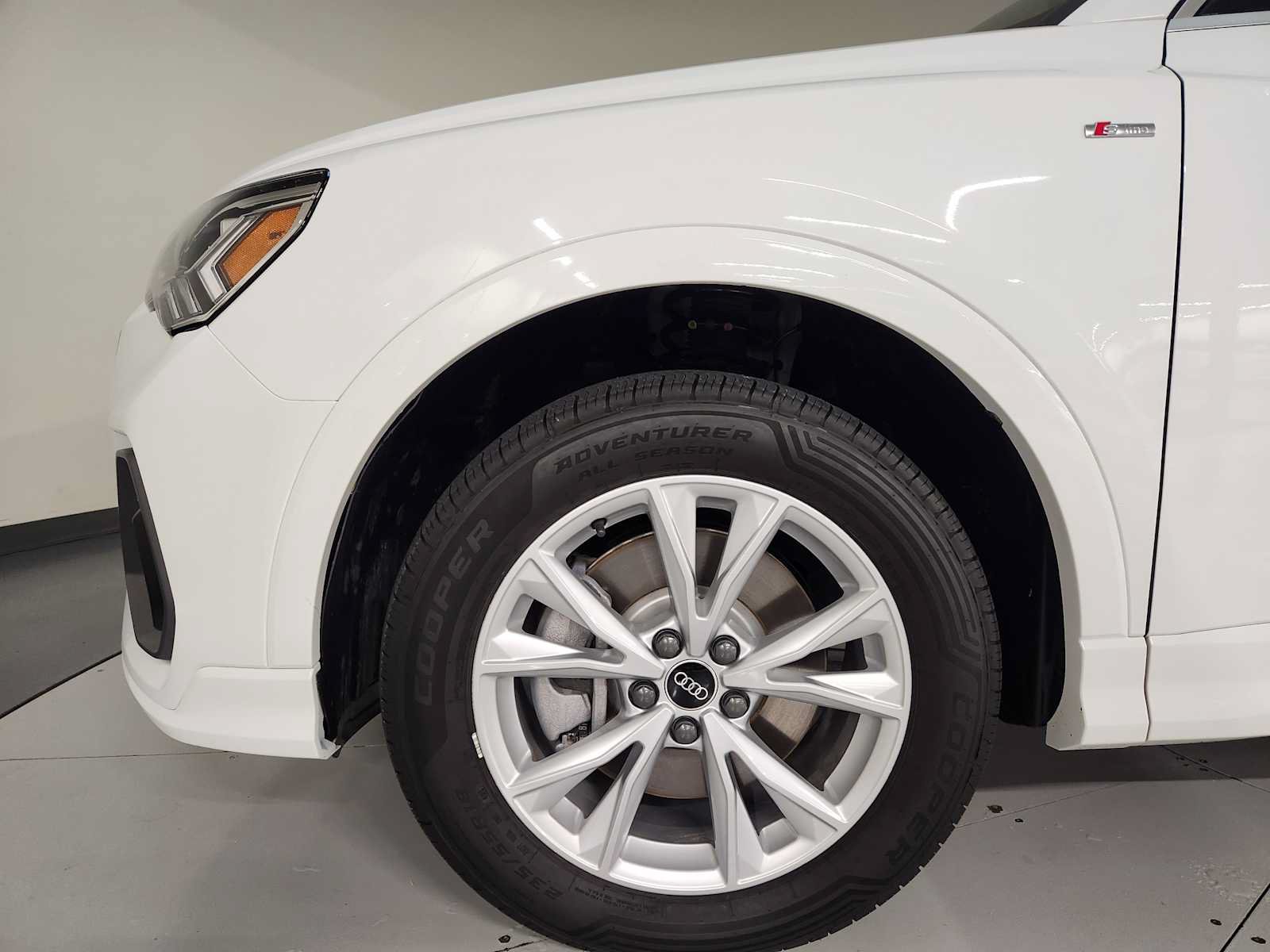 Used 2024 Audi Q3 2.0T Premium AWD/4WD image 11