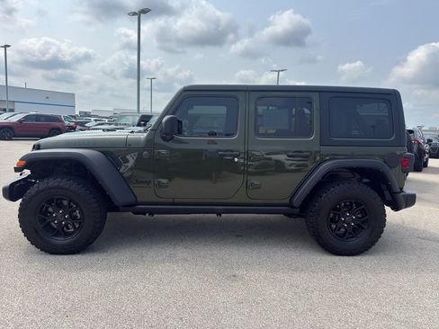 Used 2024 Jeep Wrangler Unlimited Sport AWD/4WD image 6