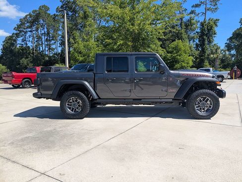 New 2026 Jeep Gladiator Mojave AWD/4WD image 2