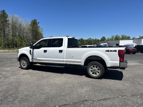 Used 2022 Ford F250 XLT AWD/4WD image 6