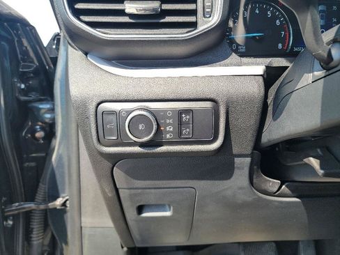 Used 2023 Ford Explorer XLT w/ Equipment Group 202A AWD/4WD image 15