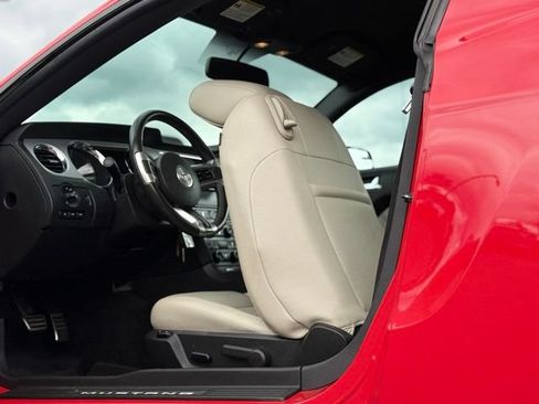 Used 2012 Ford Mustang Premium RWD image 11