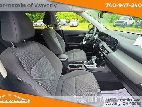 Used 2024 Kia Seltos LX AWD/4WD image 26