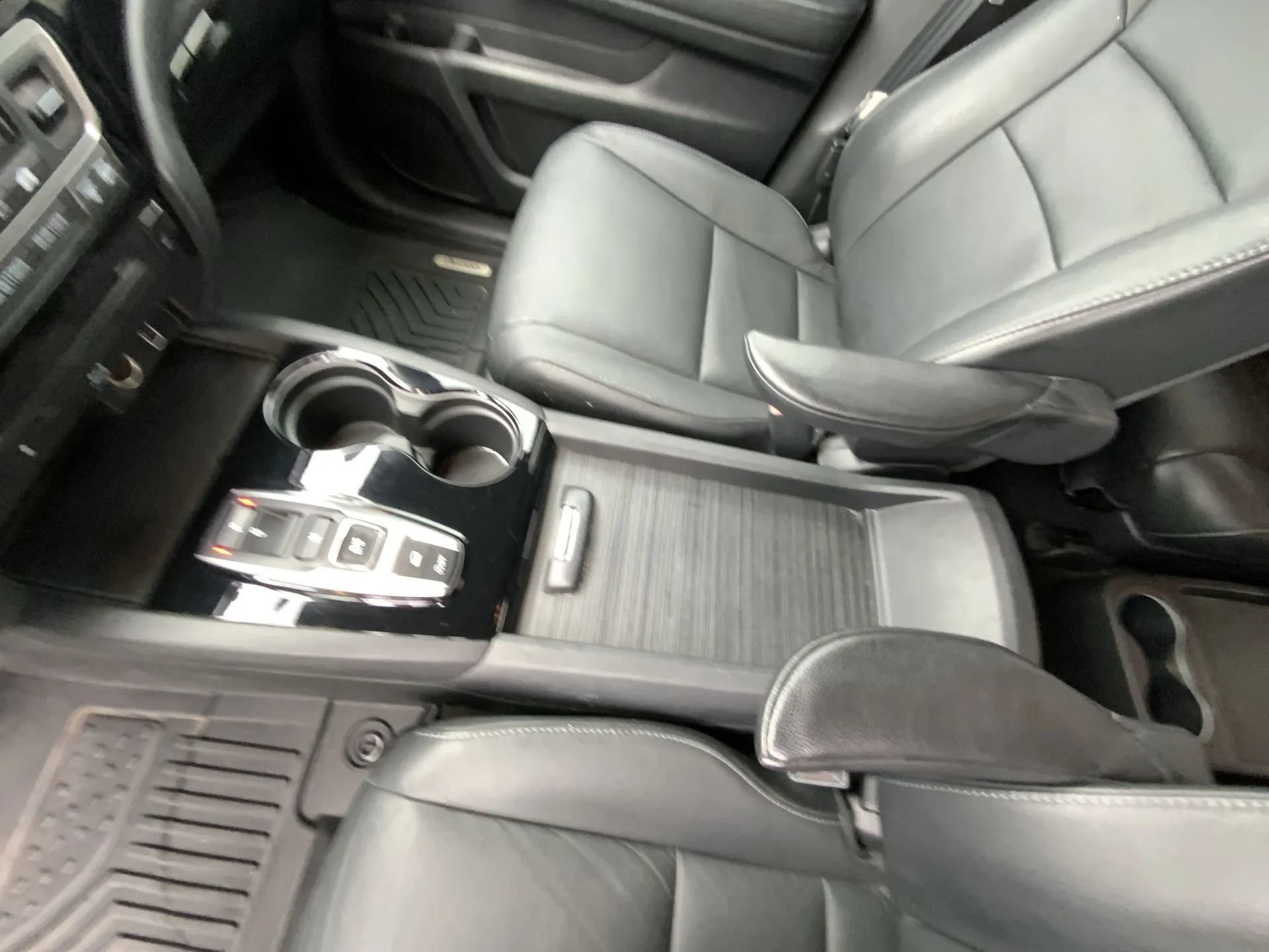 Used 2021 Honda Pilot Touring image 24