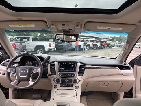 Used 2016 GMC Yukon Denali w/ Open Road Package AWD/4WD image 20