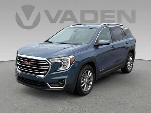 Used 2024 GMC Terrain SLT FWD image 26