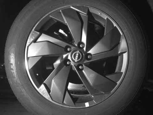 Used 2025 Nissan Rogue SV FWD image 15