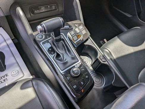 Certified 2023 Kia Sportage EX FWD image 24
