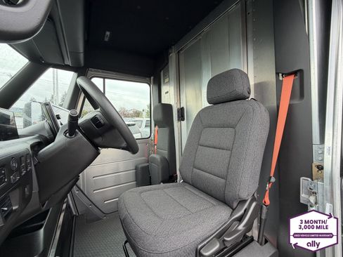 Used 2023 Chevrolet Brightdrop 600 w/ Active Safety Package 2 AWD/4WD image 10
