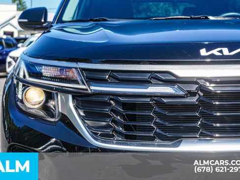 Used 2024 Kia Seltos EX image 12