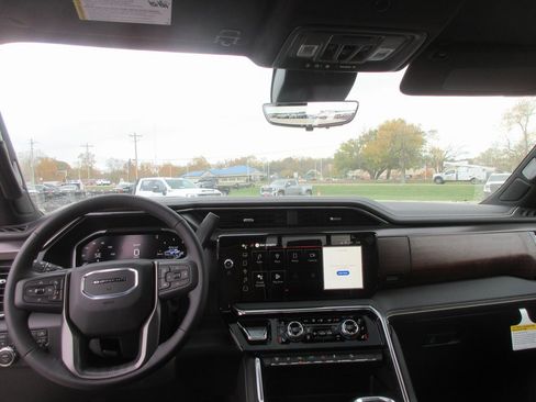 New 2026 GMC Sierra 2500 Denali Ultimate image 14